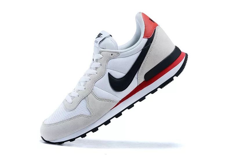 鞋狗的创业流程,鞋狗的球鞋史