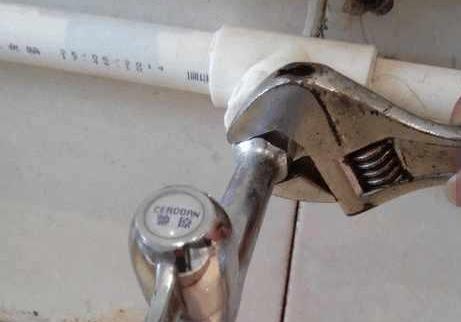 水龙头管子怎么截断,水龙头断在水管里最简单的办法