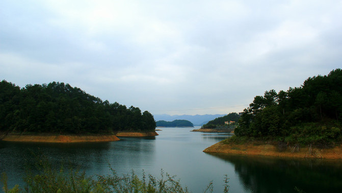 为何“天下第一秀水”千岛湖，会让人失望而归？价格太高特色不足