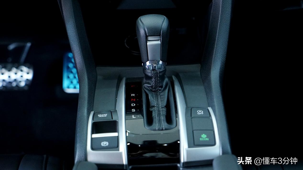 本田思域劲势版最受欢迎颜色,本田思域十一代优点与缺点