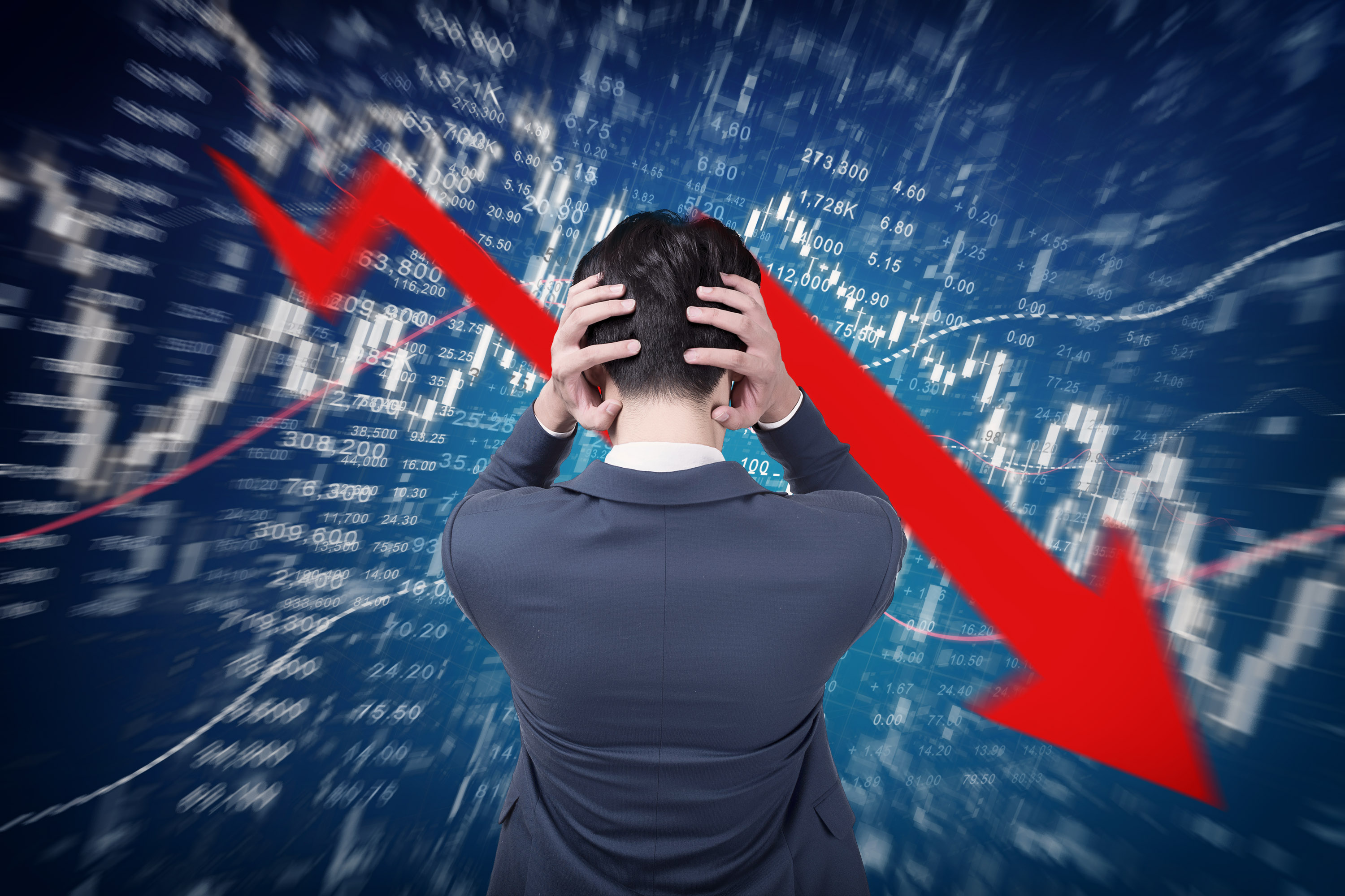 5000亿白马跌停！2个月市值缩水2600亿，持仓基金一天浮亏65亿