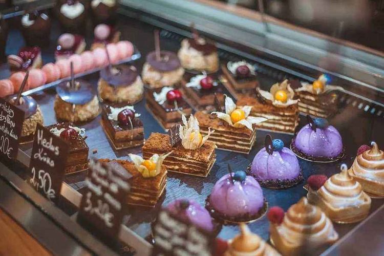 蛋糕店卖不出去怎么处理,蛋糕店不要的蛋糕怎么解决