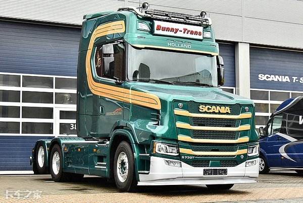 沃尔沃卡车历史车型回顾,沃尔沃vnl400长头牵引车