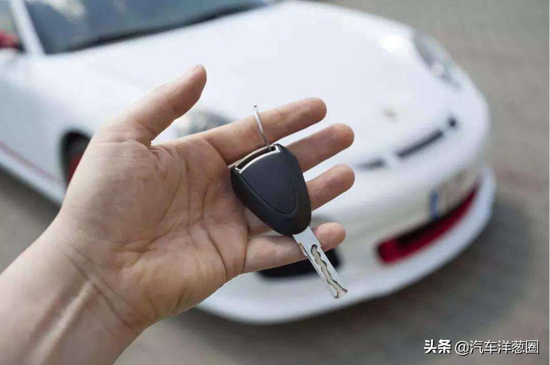 买车不需要在当地车管所上牌吧,买车时不在4s店上牌可以吗