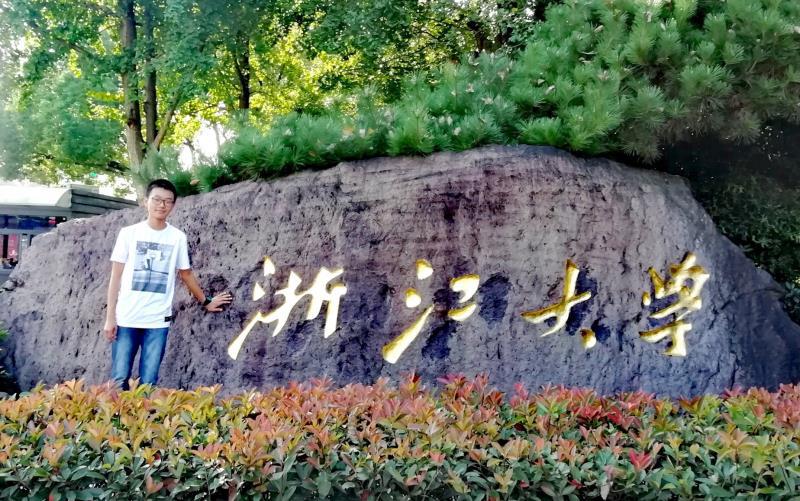 2020全景看高中丨大十二，教给我爱，教给我向上成长的勇气和力量