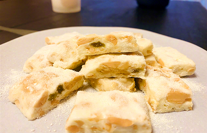 可可牛轧糖的做法何炅,超好吃牛轧糖教程