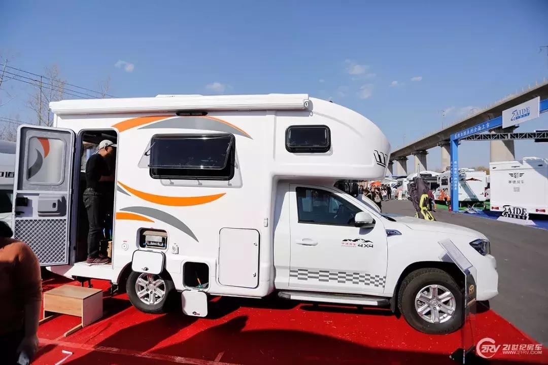 自动挡四驱越野房车40万以下,自动挡皮卡房车10万左右