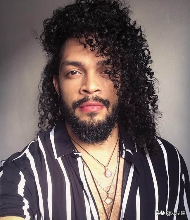 椭圆脸型发型图片大全,60岁女式椭圆脸型适合什么发型