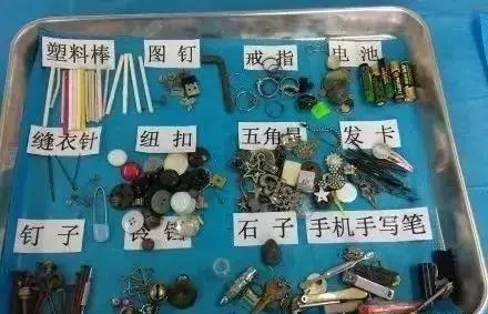 2岁孩子误吞了个小勺子,2岁宝宝误吞枣核第二天没拉出来