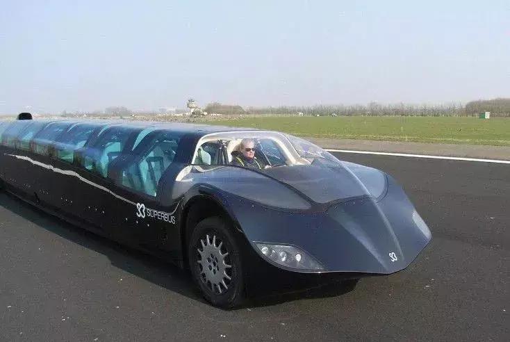 迪拜最有钱小孩子,迪拜沙特哪个有钱