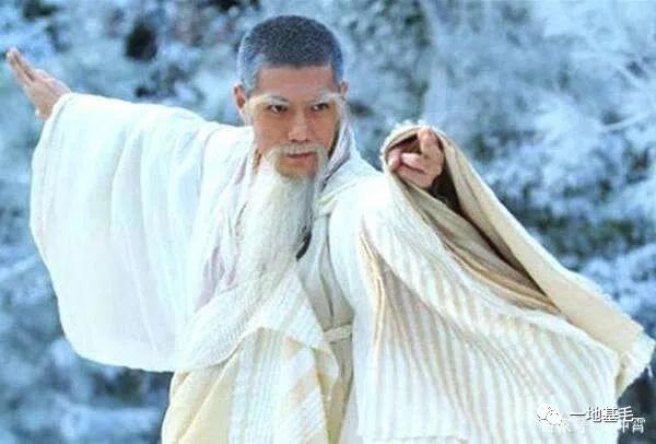 内敛的泓德基金低调的*克王**玉