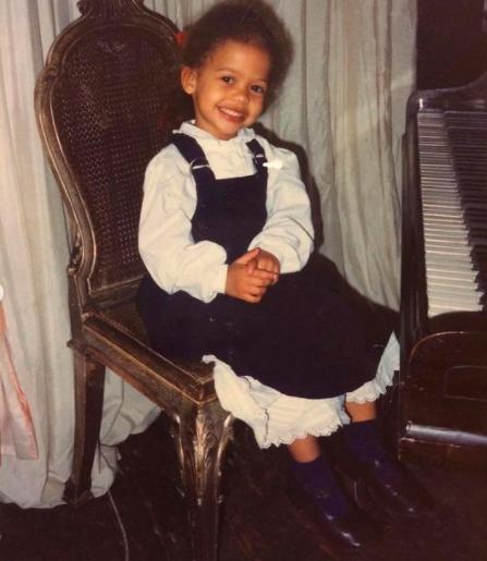 非洲巨富私生女嫁英国帅侯爵，却被婆婆嫌糟蹋400年血脉？