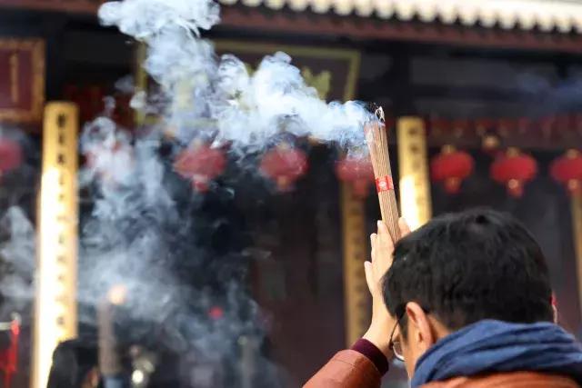 星云大师正确拜佛,拜佛的讲究和注意事项