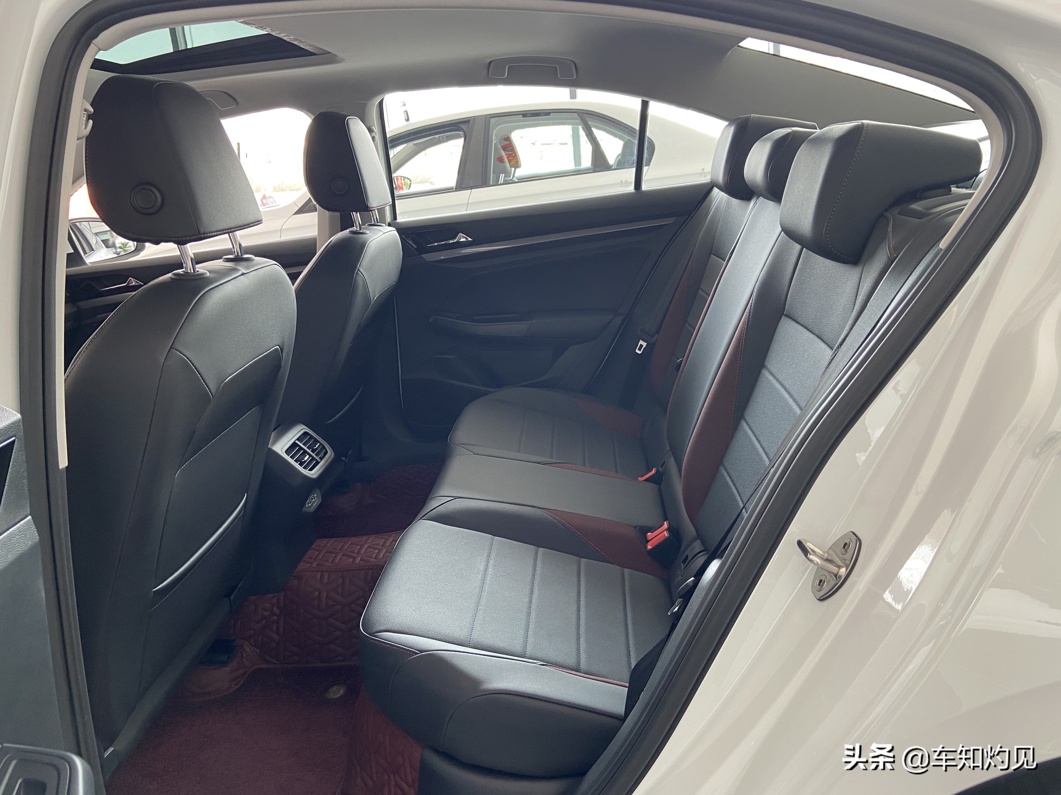 经济实惠型家用轿车10万左右推荐,好车不贵经济实惠大众宝来