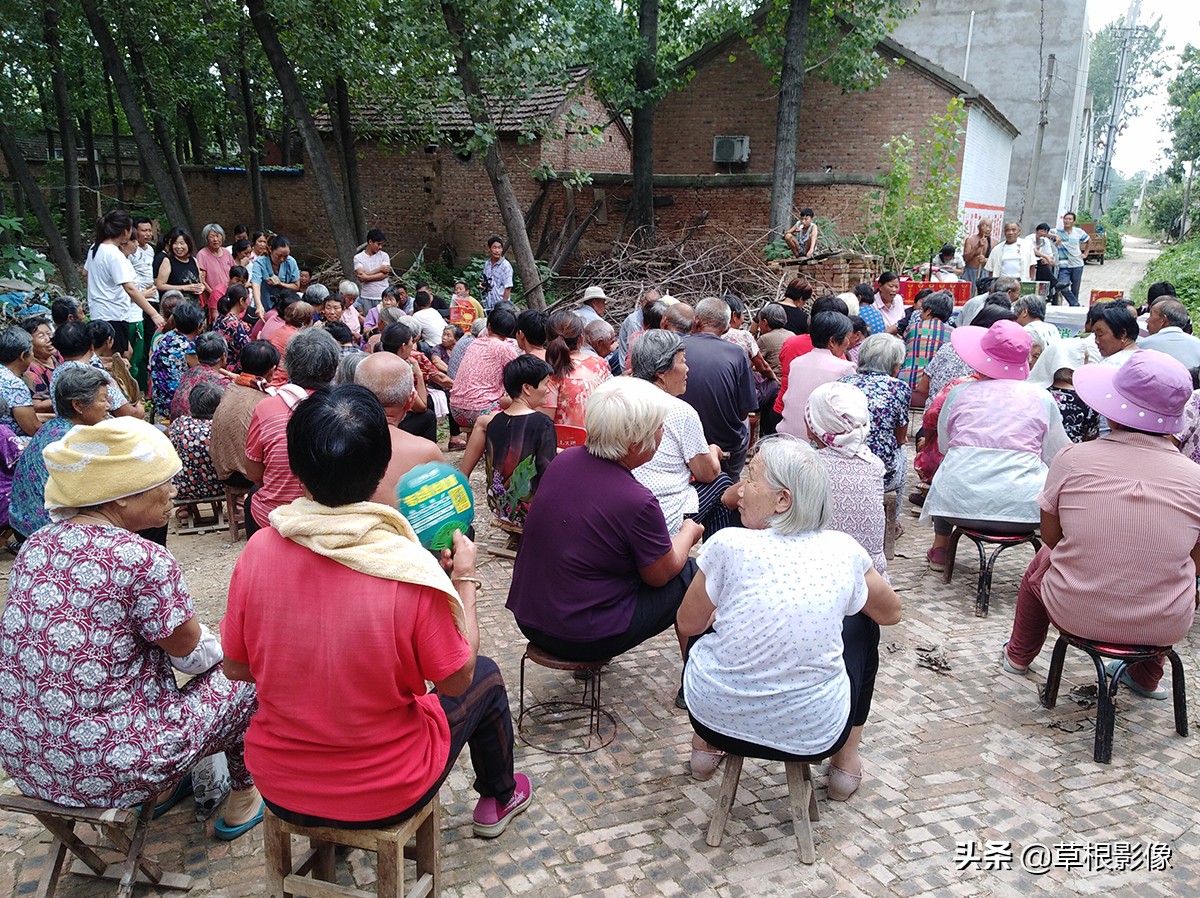 在农村适合卖什么东西赚钱,下农村卖什么东西最赚钱