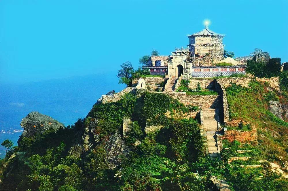 三月赏雨赏花,三月适合去哪儿看花