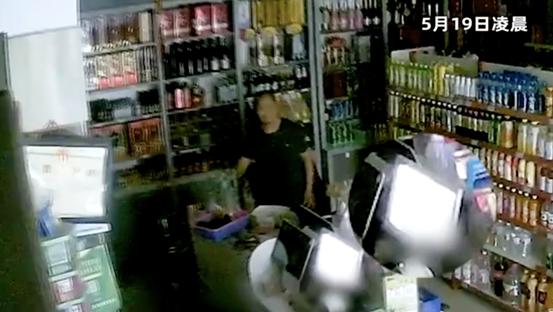 河南七旬大爷半夜喝水被POS机吓倒，原来服务还能如此高科技