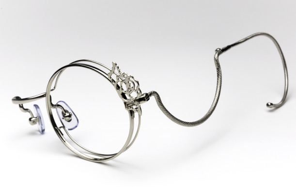 匠心独具的强劲周边–东方Megane系列（东方眼镜娘）-上