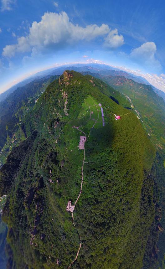 谁应该为金融危机负责,由野三坡破产引发的思考