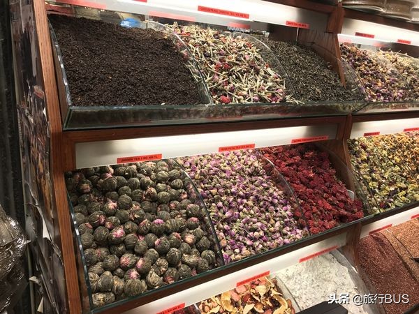 「土耳其」必买伴手礼（蓝眼睛、玫瑰精油、香料等……