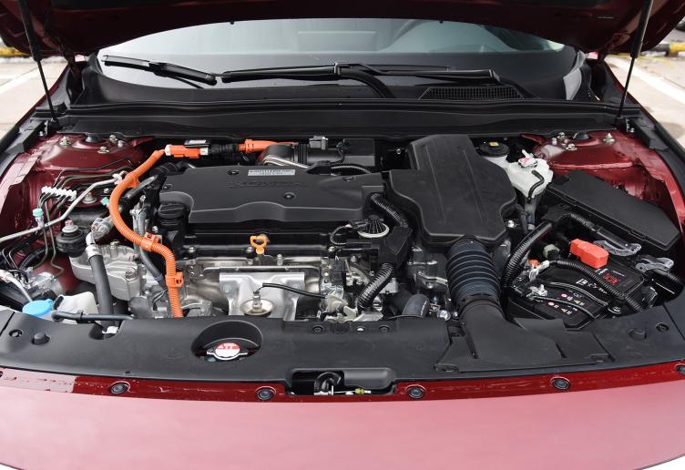 售价16.98-23.78万元的雅阁怎么选,十多万公里的18款雅阁值得买吗