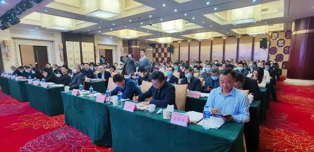 董事长言登峰参加珠海市工商*总联**商会2019-2020总结大会