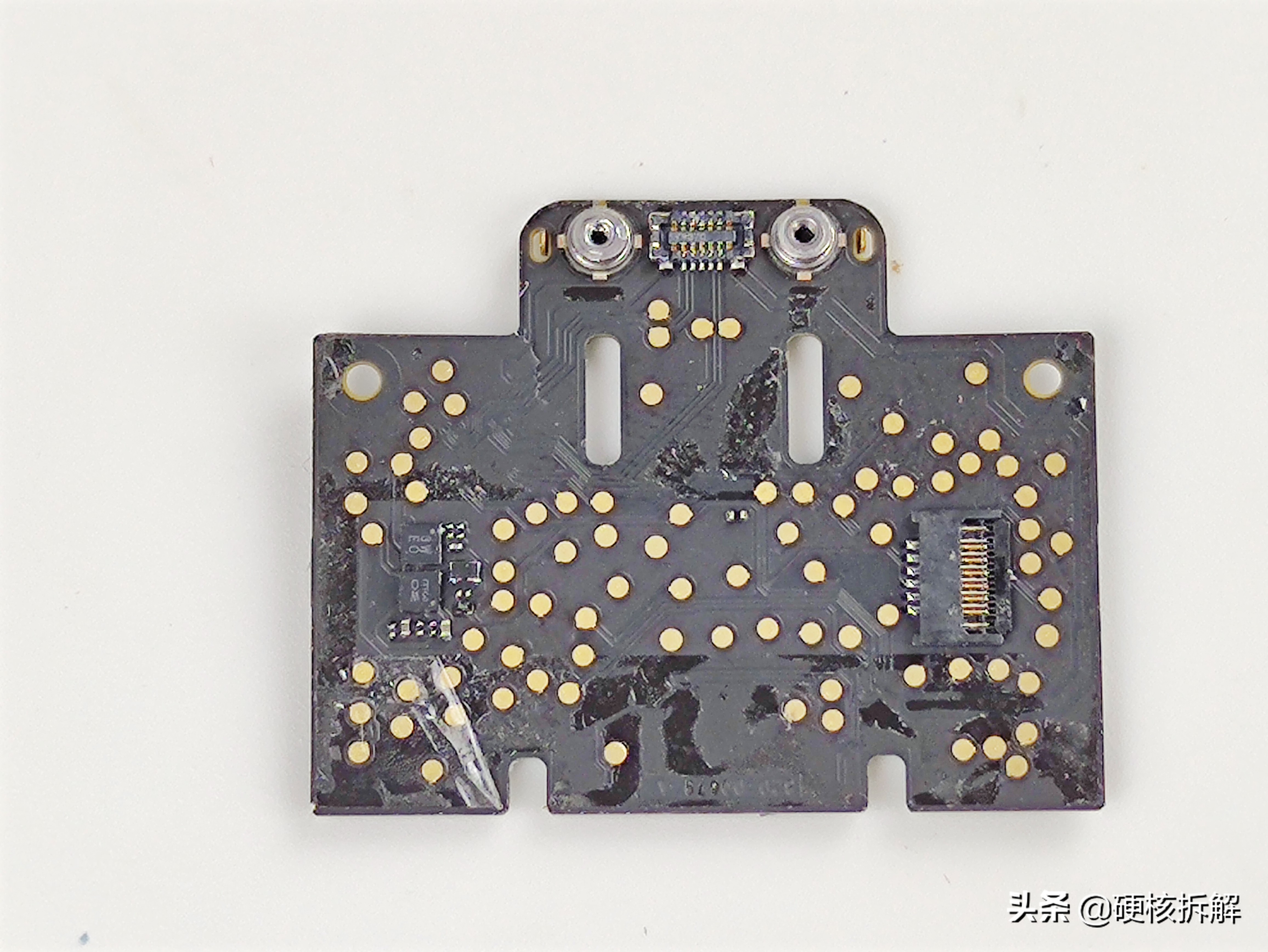 拆解苹果airpods和华强北airpods,拆解airpods耳机喇叭