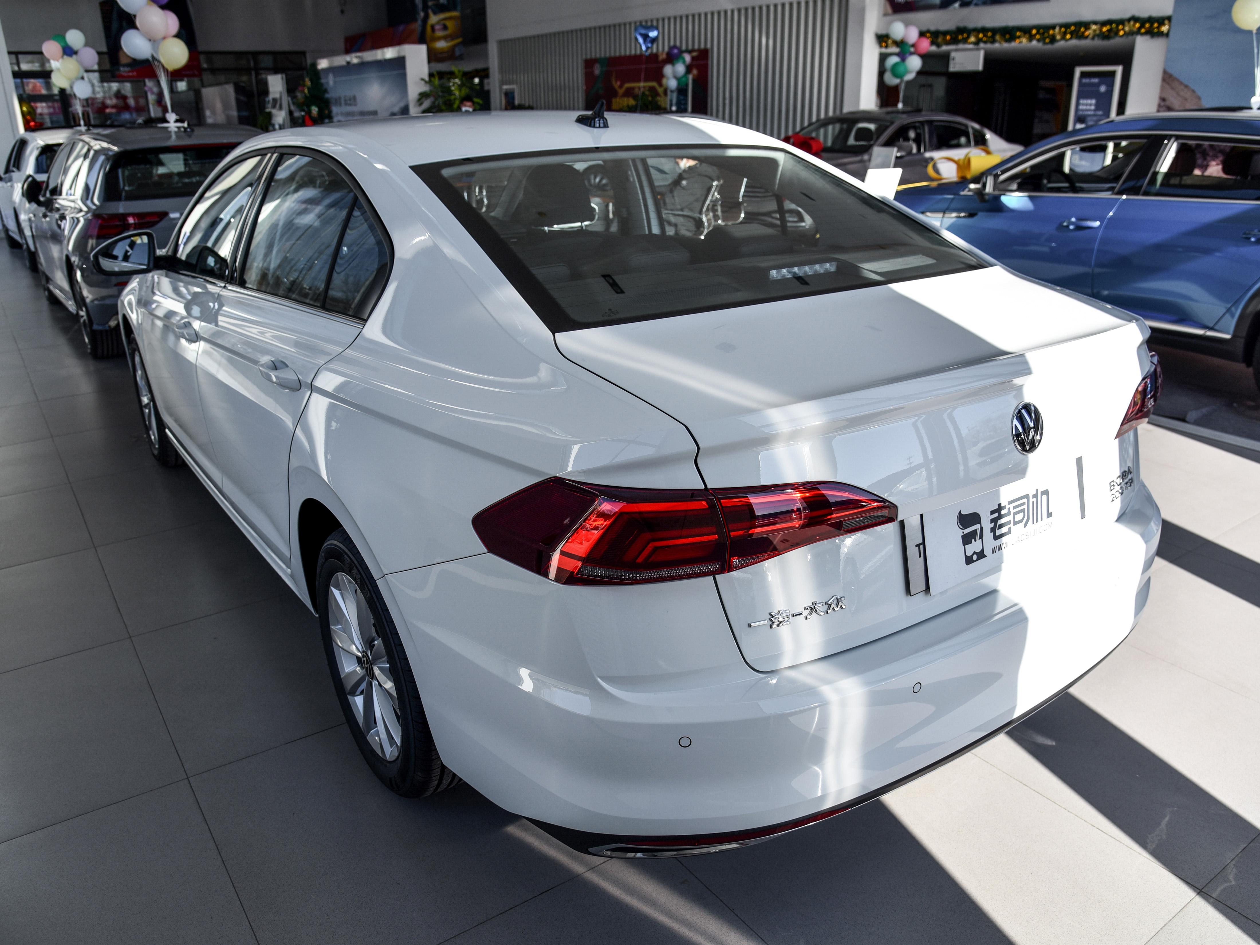 宝来1.5t2024款朗逸1.5t选哪个,朗逸同价位的国产车