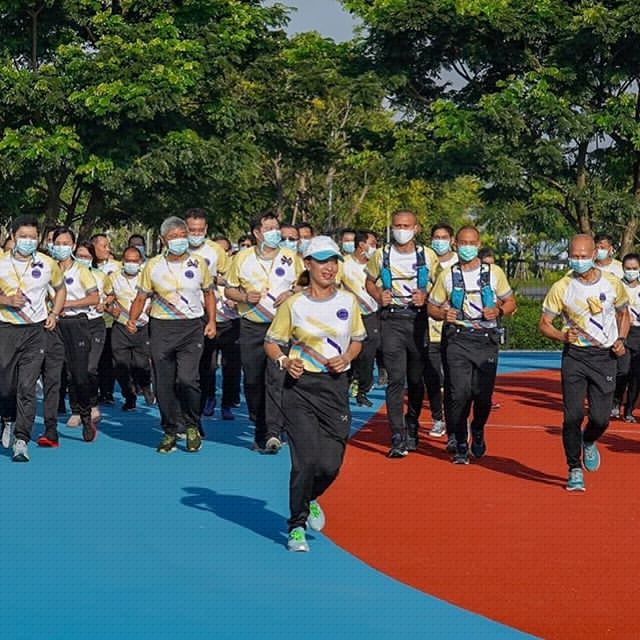 泰王加冕大公主,泰王大小公主美照