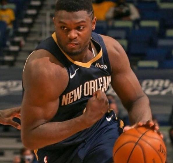 nba球员可以随便定制衣服吗,为什么nba球员球衣现在都穿紧身的