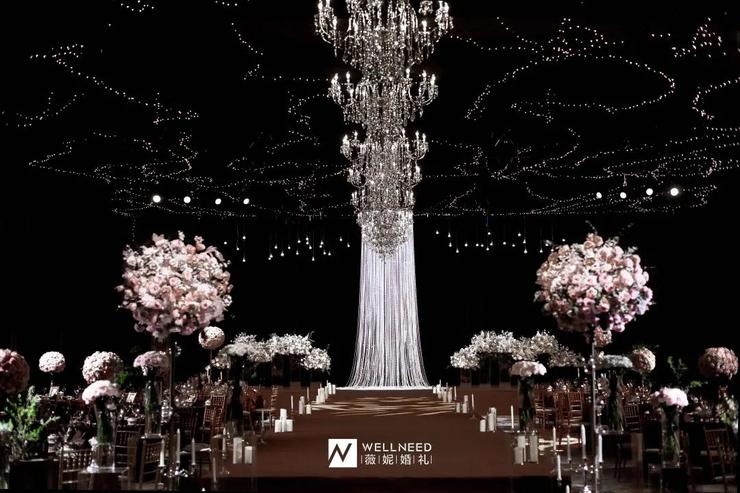 一场神秘浪漫的星空婚礼主题,一场蓝色的梦幻星空主题婚礼