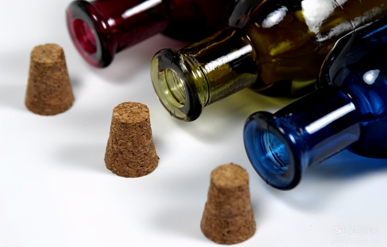 喝红酒没扳手怎么开,喝红酒没开瓶器怎么办