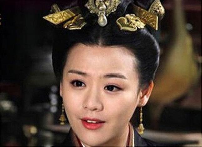 嬴荡为了魏颐跟芈月翻脸,芈月传中嬴荡和魏颐走到一起了吗