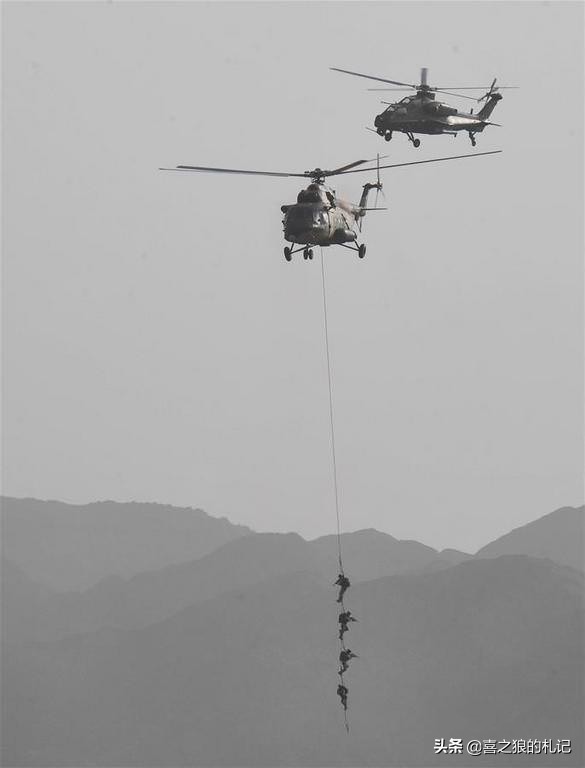 美欧国家直升机在特殊环境的人员进入与撤离系统详解