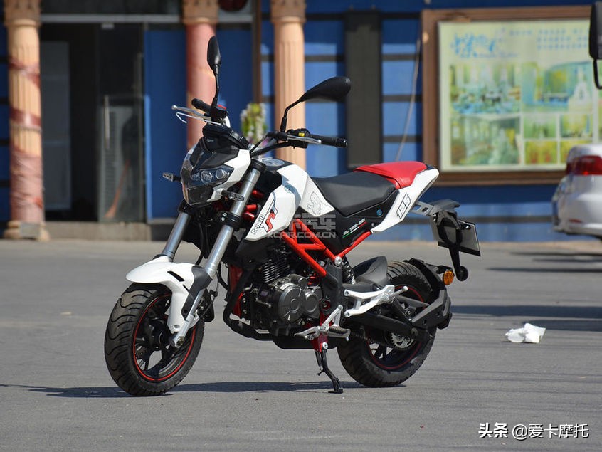 横扫赛道碎石路最值得购买的摩托之娱乐利器篇