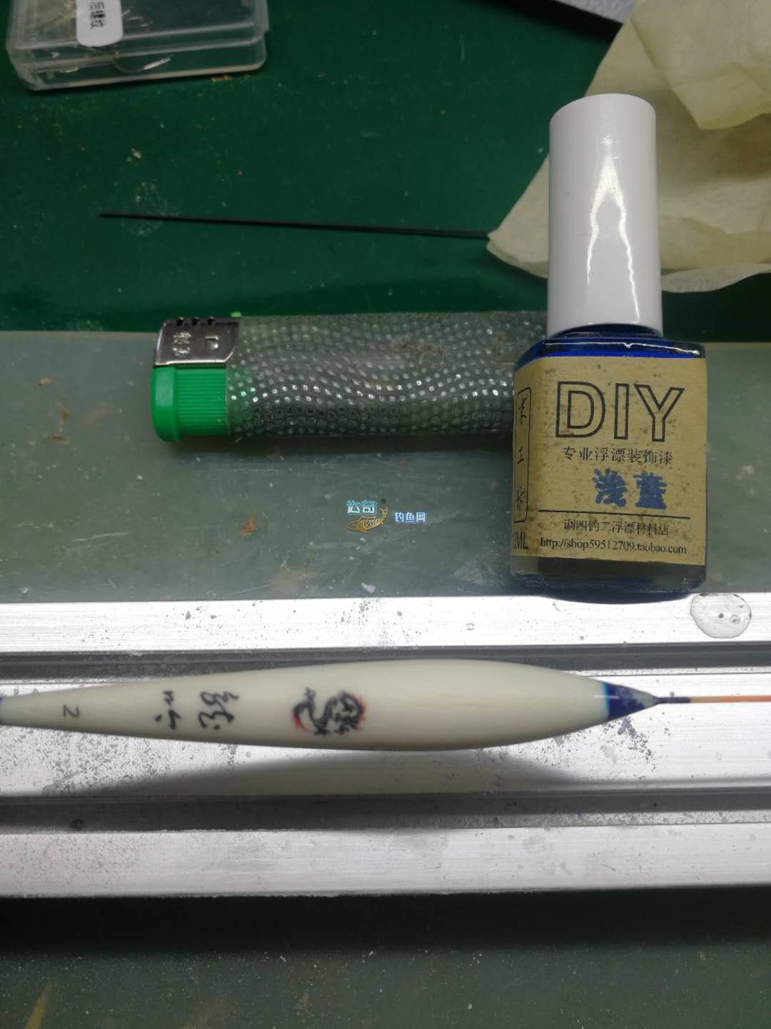 纳米浮漂漂身开裂修复视频,孔雀与浮漂开裂怎么处理