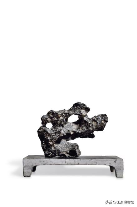 英石扭纹观赏石精品欣赏,观赏石真正的灵璧石精品