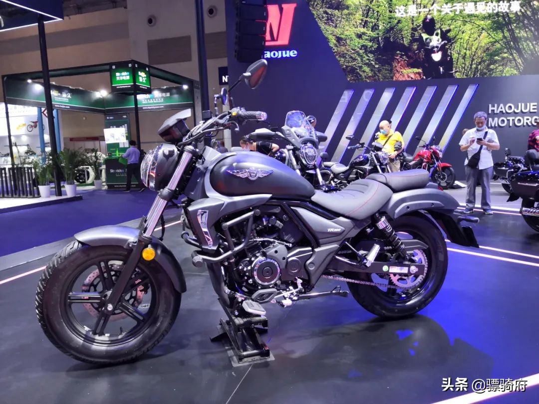 车坛常青树铃木GZ150终于有了接班人——豪爵GZS160首次亮相