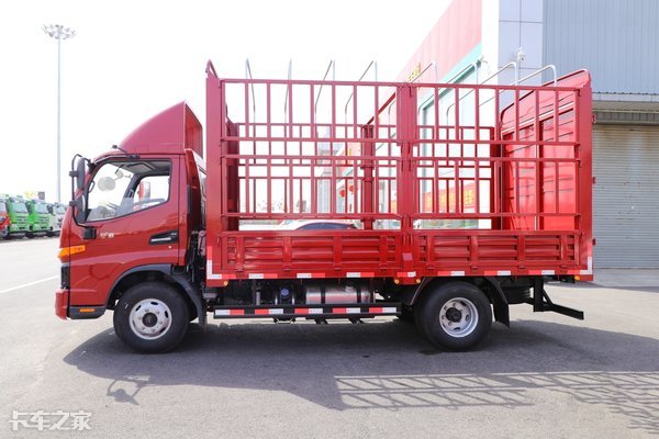 3.2米国6轻卡最新款报价,轻卡云内4.0排量怎么样