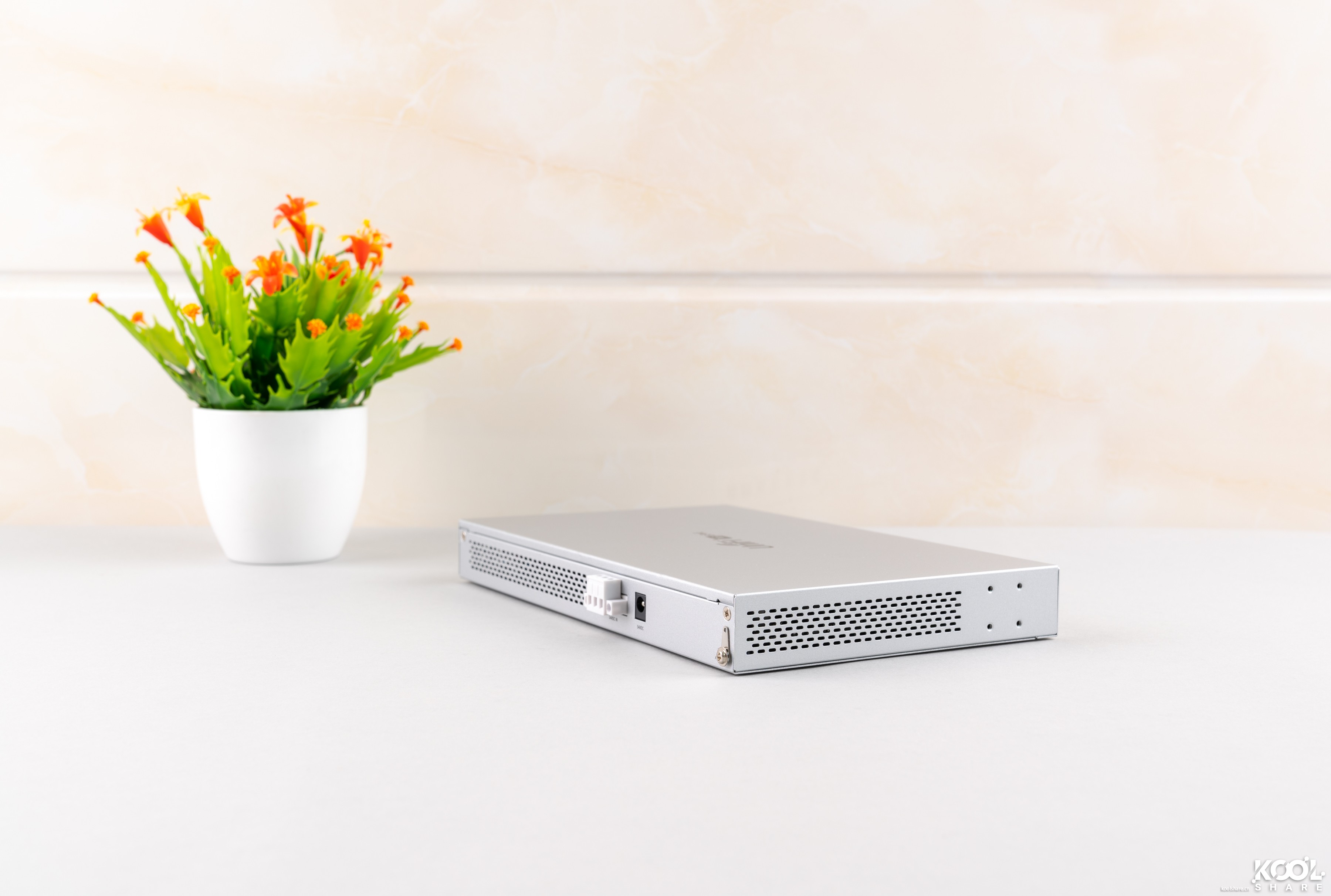 ubnt万兆交换机,万兆三层交换机推荐ubnt