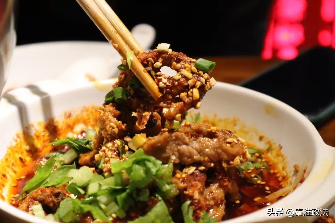 假期余额不足赶紧去玩,假期余额不足溜达一圈