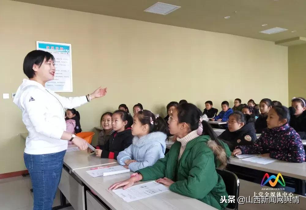 小主持人培训班视频直播,小主持人培训教程大全