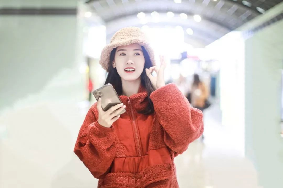 休闲风格羊羔绒渔夫帽,明星同款渔夫帽时髦显瘦又防晒