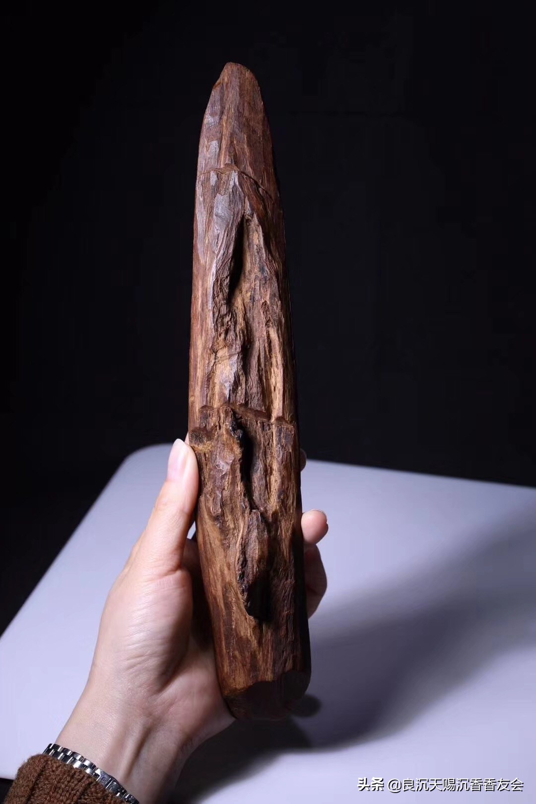 梁辰沉香手串完整视频,梁辰沉香烟台