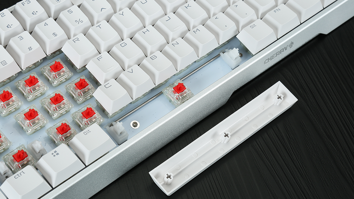 CHERRYMX3.0S三模无线游戏机械键盘评测：好饭不怕晚