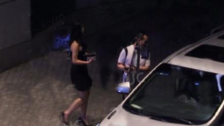 真爱总在酒吧遇见？胡兵又被曝酒吧密会，曾进错特殊酒吧照样热舞