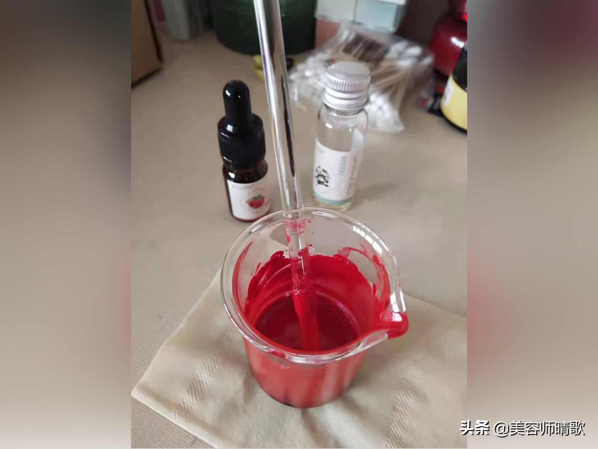 口红制作成本多少钱,怎么样做口红又简单又漂亮