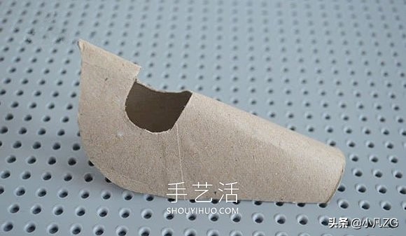 会飞的纸筒飞机怎么折,纸筒飞机的教学视频