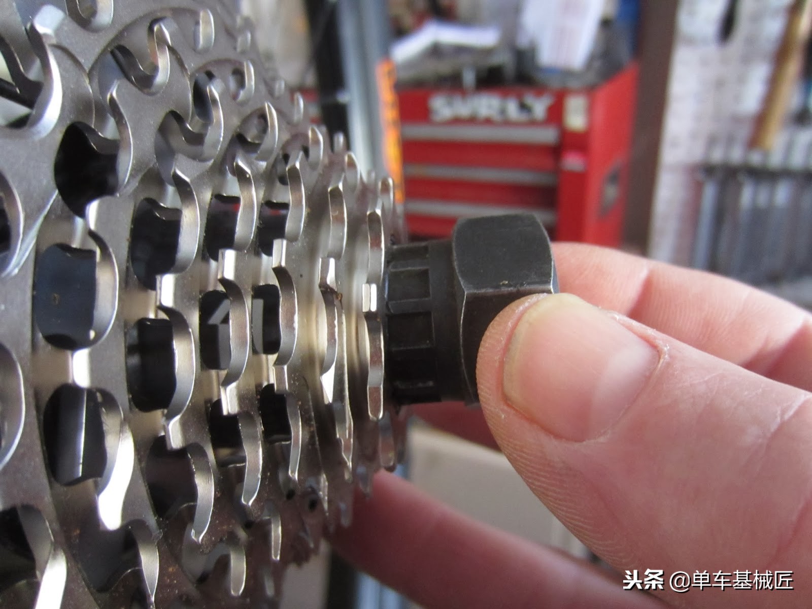 如何拆卸sram飞轮,sram的飞轮坏了能修吗