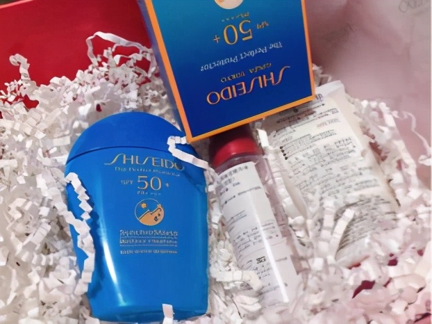 男生毛孔粗大用什么护肤品比较好,男生有什么好的护肤品推荐